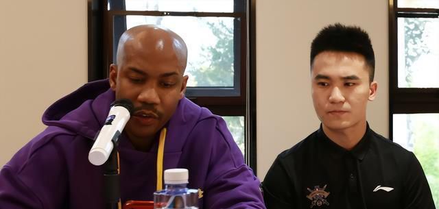 片子《说唱徒弟》讲述了一群具有说唱胡想的rapper，在履历了曲解、变节和更生以后和洽如初的故事，是一个关于胡想和兄弟情的故事。